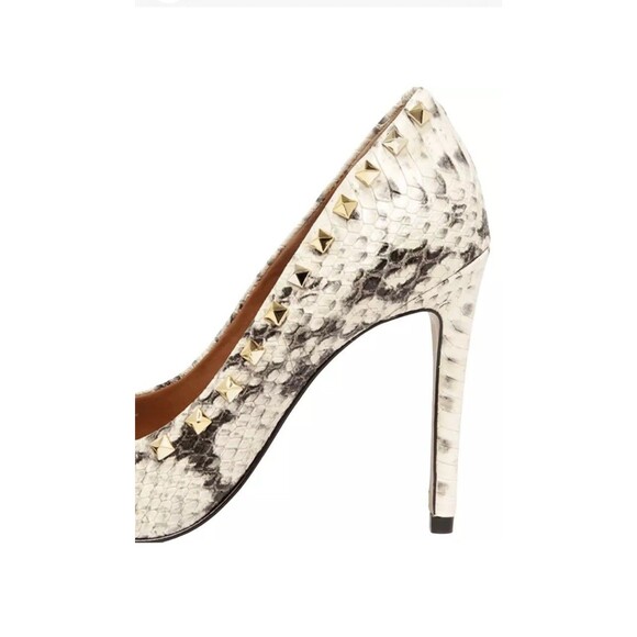 Steve Madden Proto Python Studded Leather Heels Pumps Pointed Toe Cream Size 5.5 - Picture 2 of 13